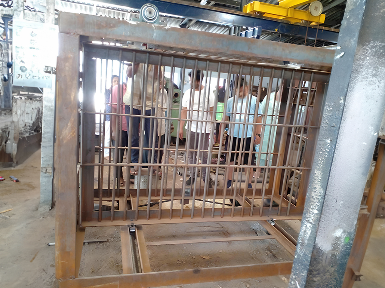 SUPPLY AND FABRICATION OF TIGER CAGE FOR PADMAJA NAIDU HIMALAYAN ZOOLOGICAL PARK